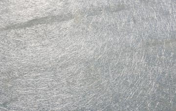 Gainfield laminate fibreglass or shingles?